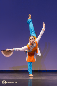 Jane Chen ze Shen Yun z&iacute;skala druh&eacute; m&iacute;sto v žensk&eacute; kategorii dospěl&yacute;ch.