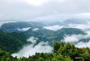 Jeff Chuang also visited Taiwan's Qingjing farm. At 1,750 meters above sea level, it's one of the best vacation places on the island during the super hot Taiwanese summers...