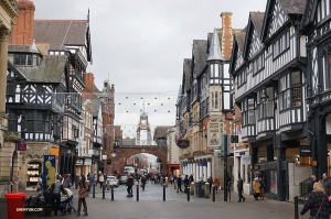 On a travel day in England, from Liverpool to Woking, Shen Yun International Company stops in Chester, a little town once voted by Americans Europe's fifth prettiest city.

(Photo by dancer Kexin Li)
